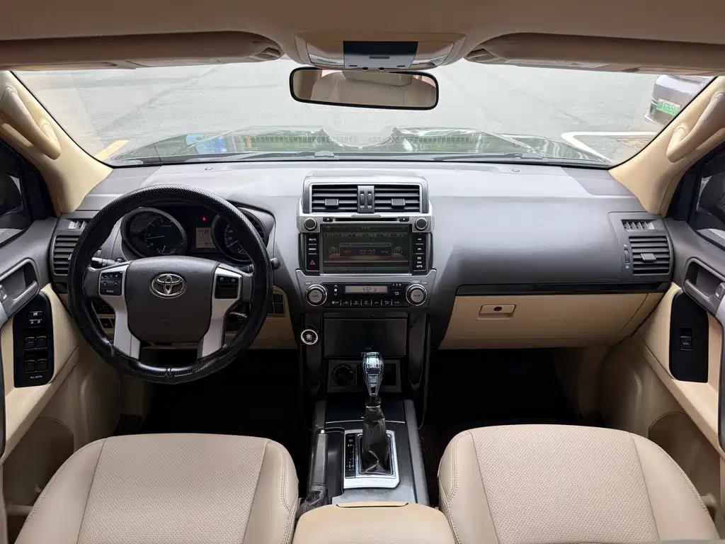 Toyota Land Cruiser Prado 2016 2.7L