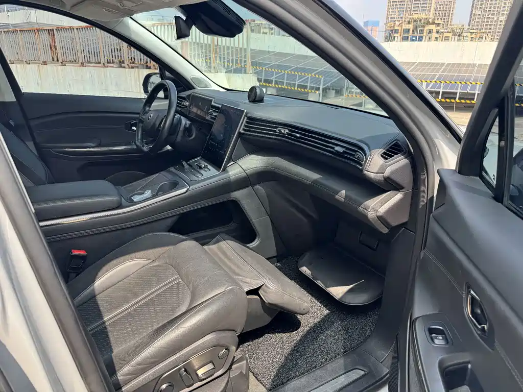 NIO EC6 — миниатюра 11