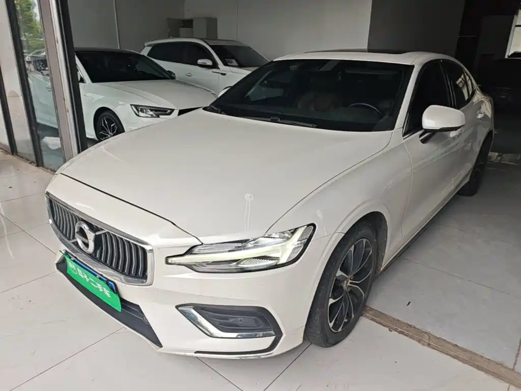 Volvo S60 — миниатюра 2