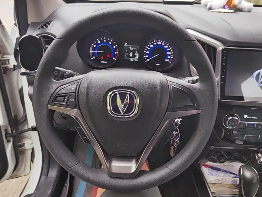 Changan CS15 — миниатюра 15