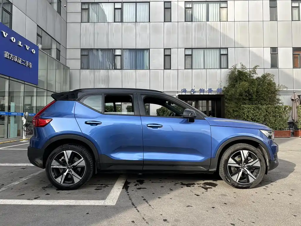 VOLVO XC40 NEW ENERGY