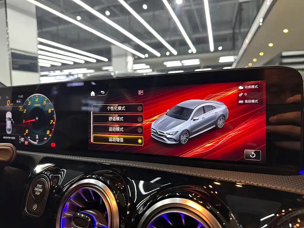 MERCEDES-BENZ CLA AMG