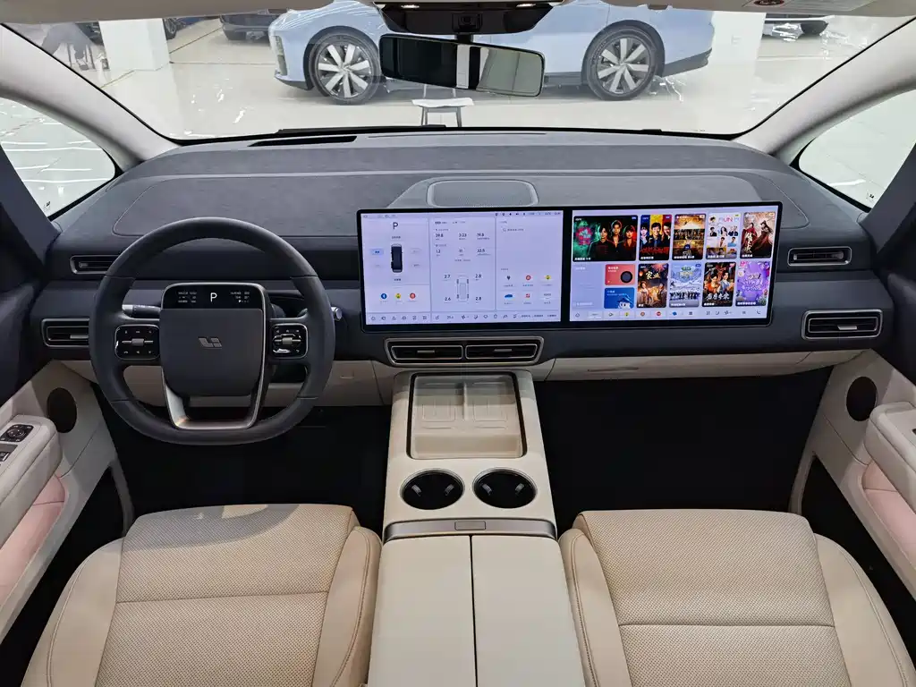 Li Auto MEGA 2025 Ultra