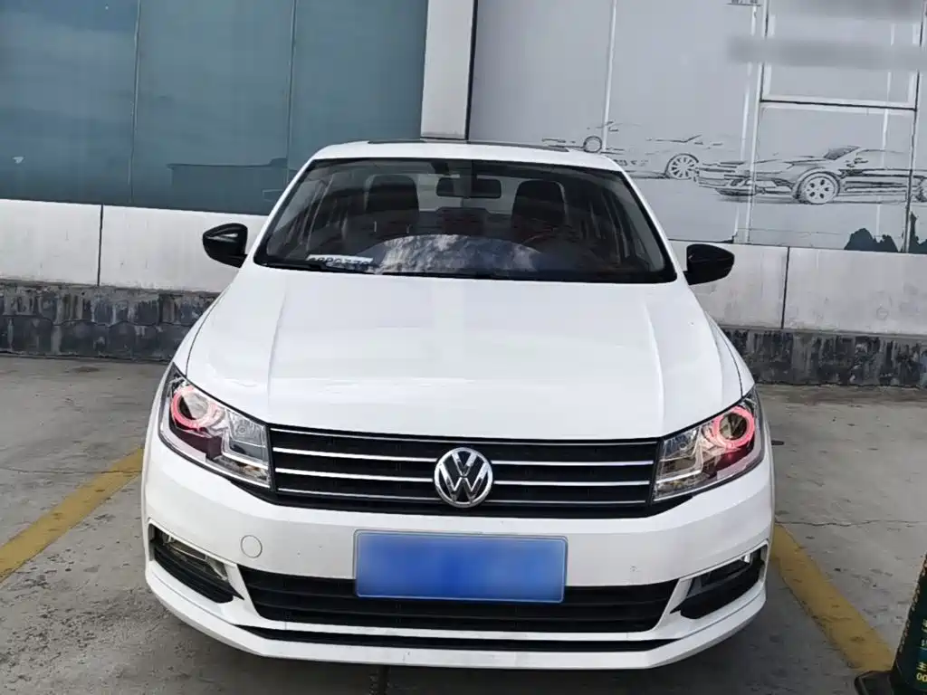 Volkswagen Santana — миниатюра 3