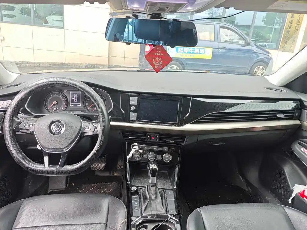 Volkswagen Passat — миниатюра 7