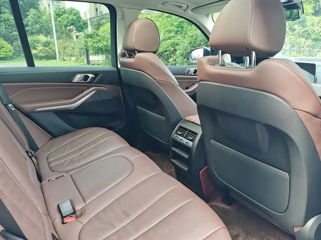 BMW X5 (Import) — миниатюра 17