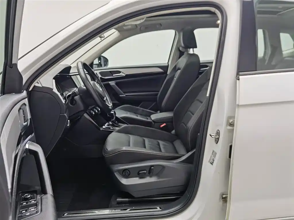 Volkswagen Tayron 2019 330TSI Luxury V