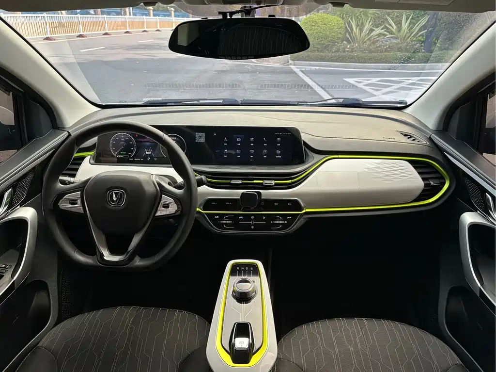 Changan Benben E-Star — миниатюра 8