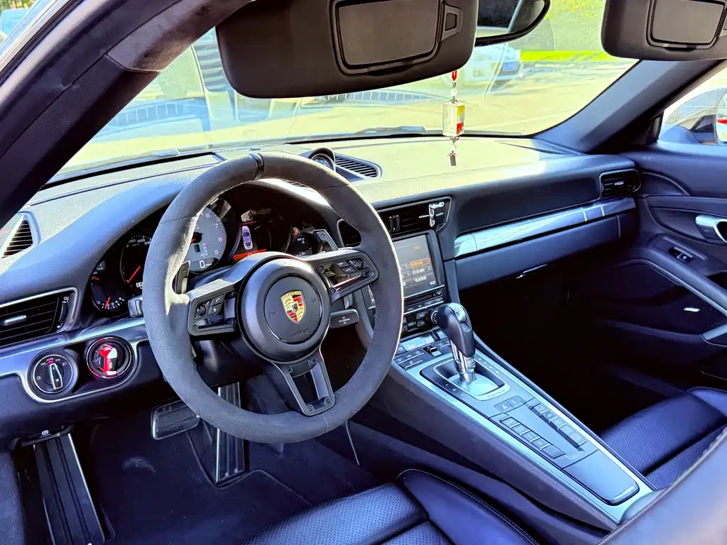 Porsche 911 2013 Carrera 4S 3.8L