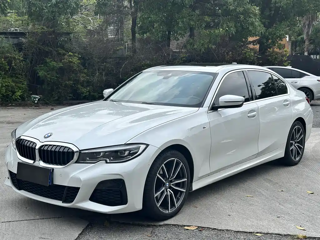 BMW 3 Series 2021