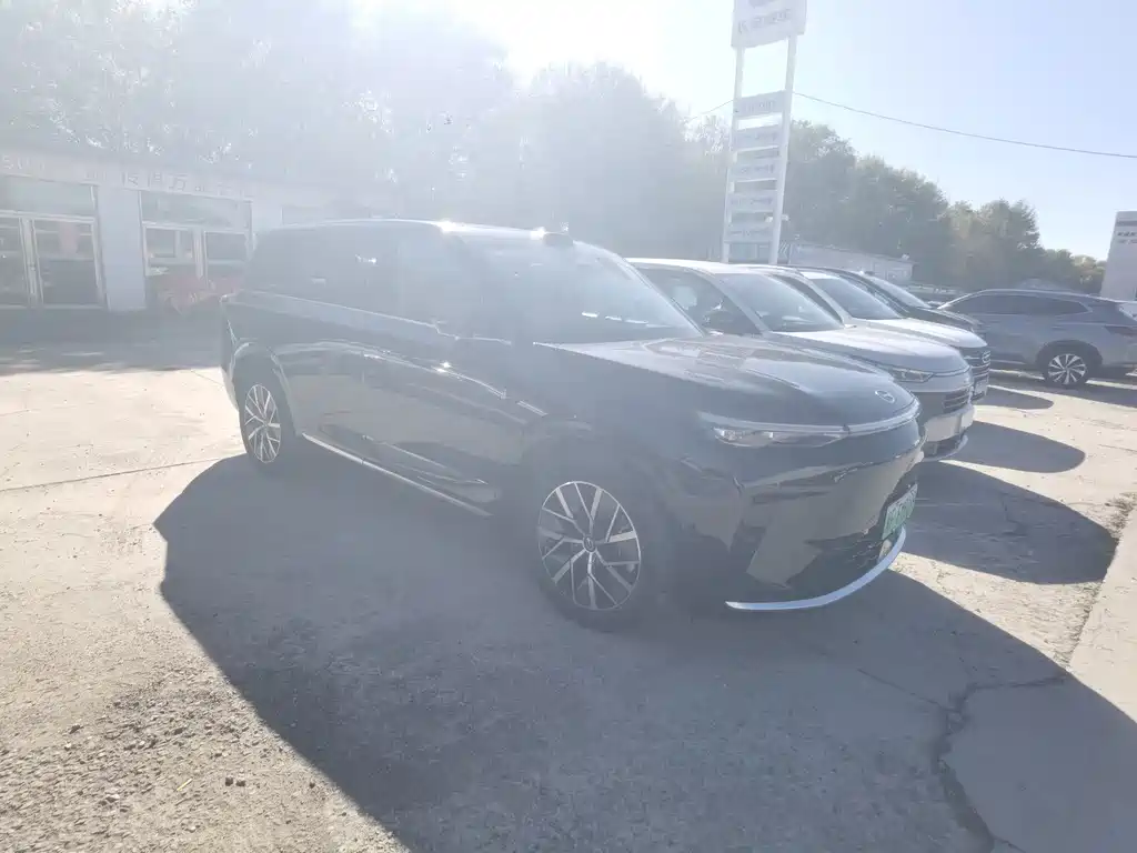 GAC Motor Trumpchi Xiangwang S9