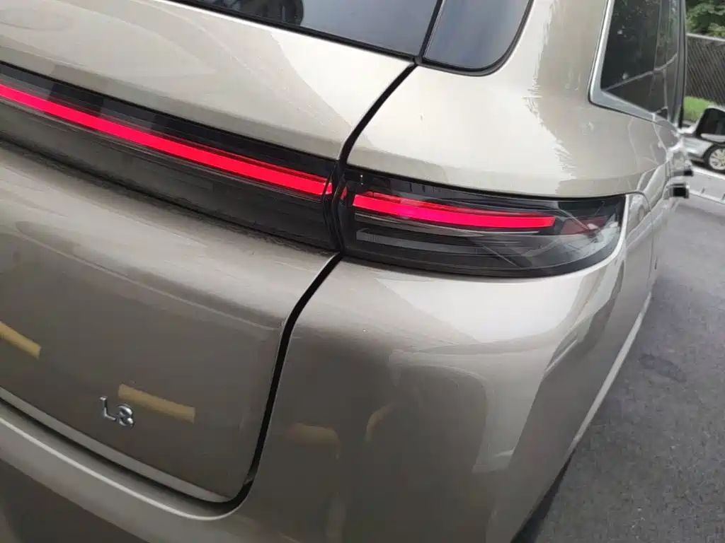 Li Auto Li L8 — миниатюра 8