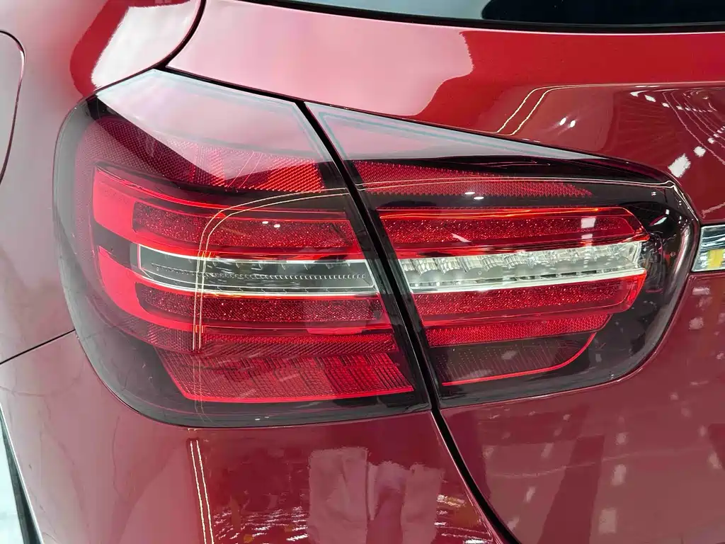 Mercedes-Benz GLA - фото 8