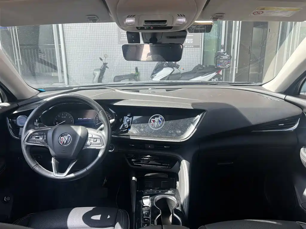 Buick Envision Plus Plus 2022 Plus 652T мест Luxury