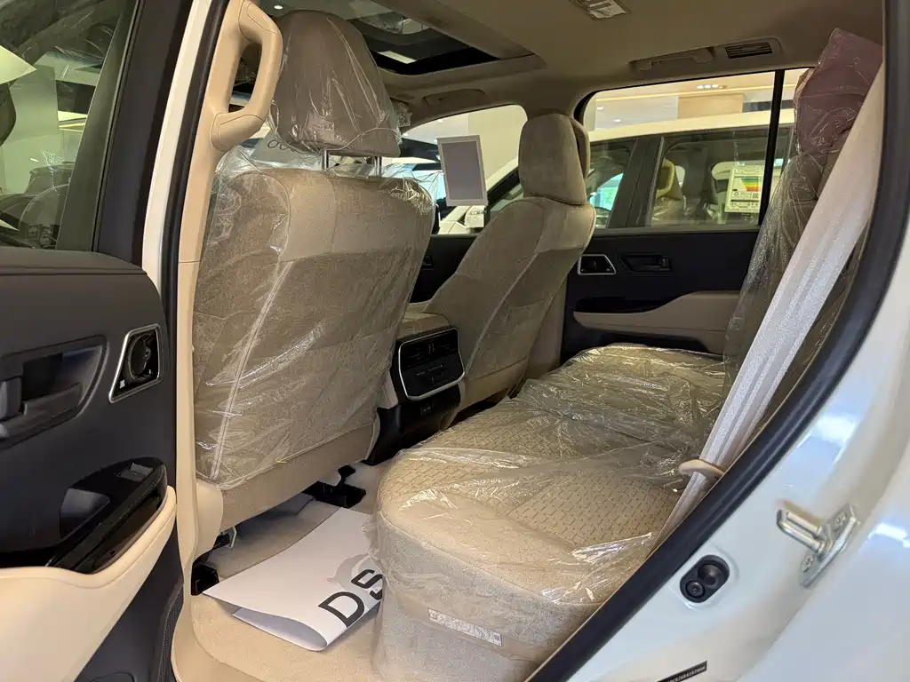 Toyota Land Cruiser LC300 2024 3.5T AT