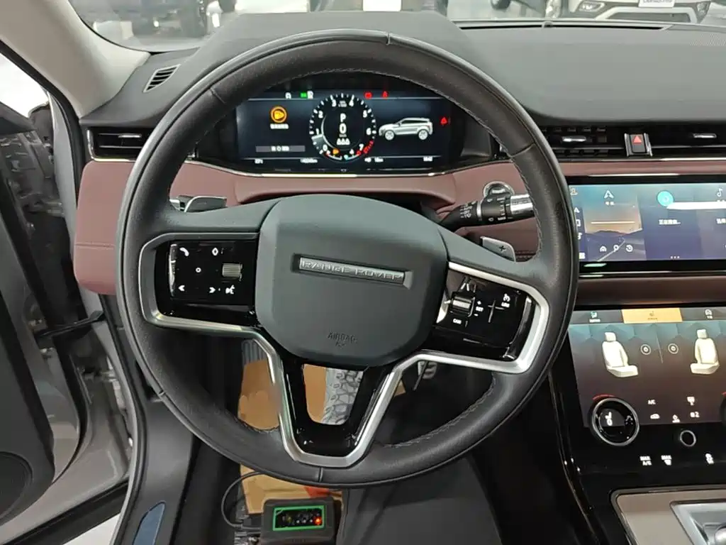 Land Rover Range Rover Evoque 2021 — фото 6