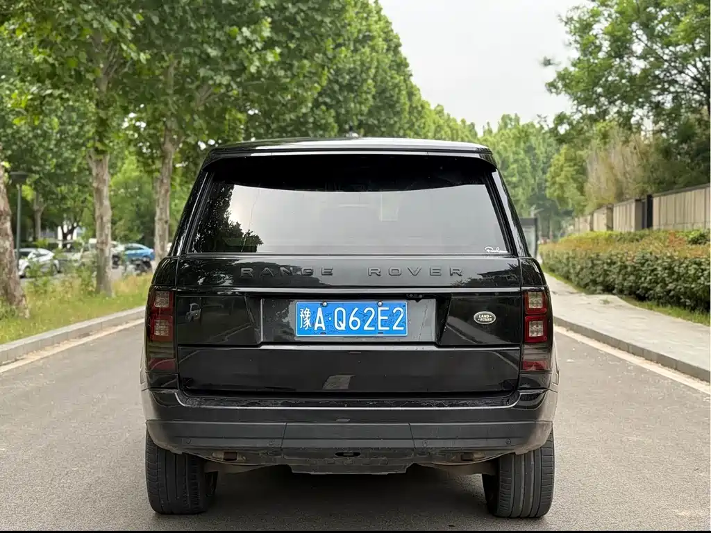 Land Rover Range Rover — миниатюра 8