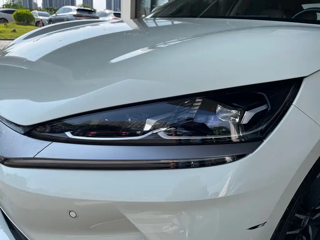 BYD Qin L — миниатюра 5