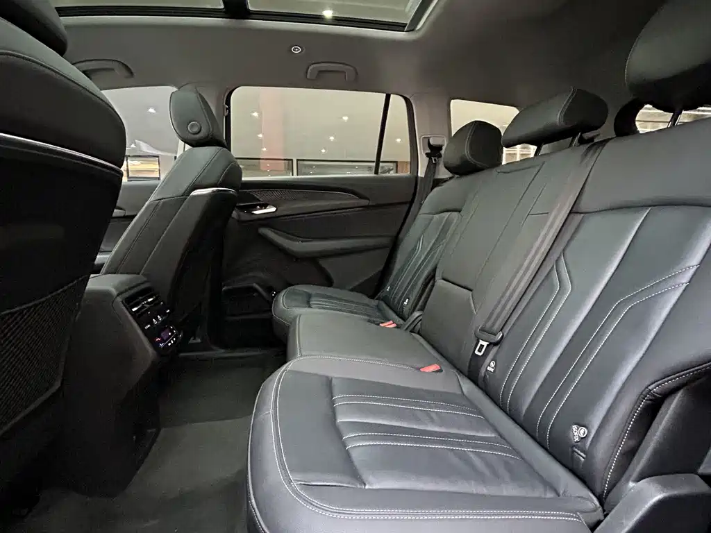 Audi Q6 — миниатюра 17