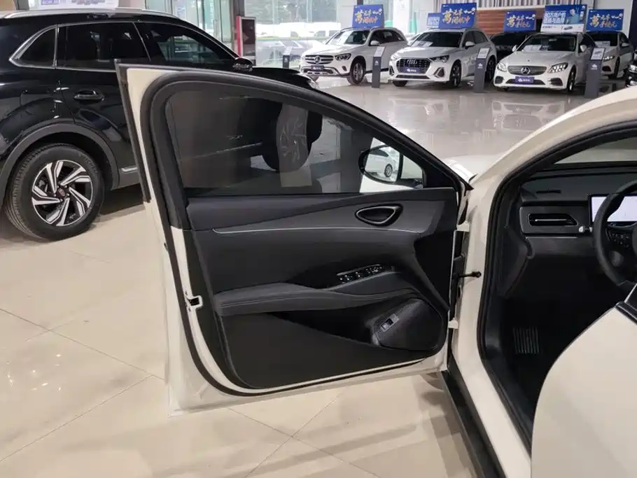 BYD Seal 06 DM-i Touring — миниатюра 7