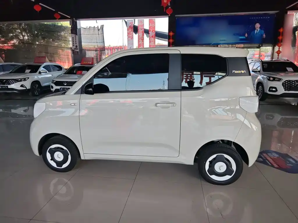 Wuling MINIEV — миниатюра 7