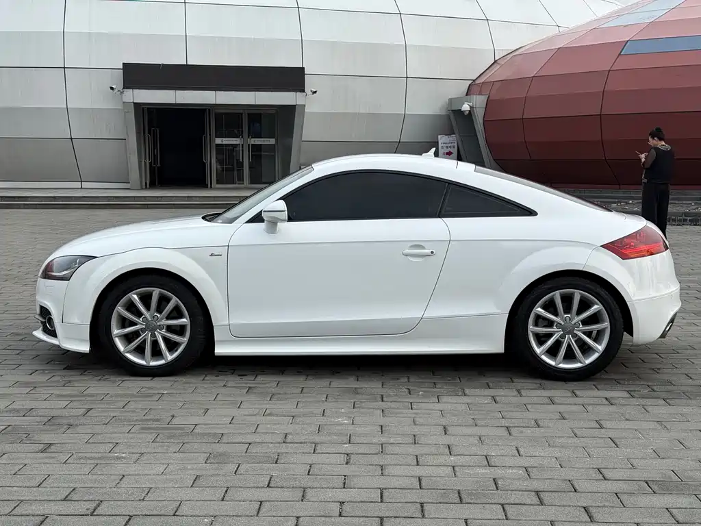 Audi TT — миниатюра 7
