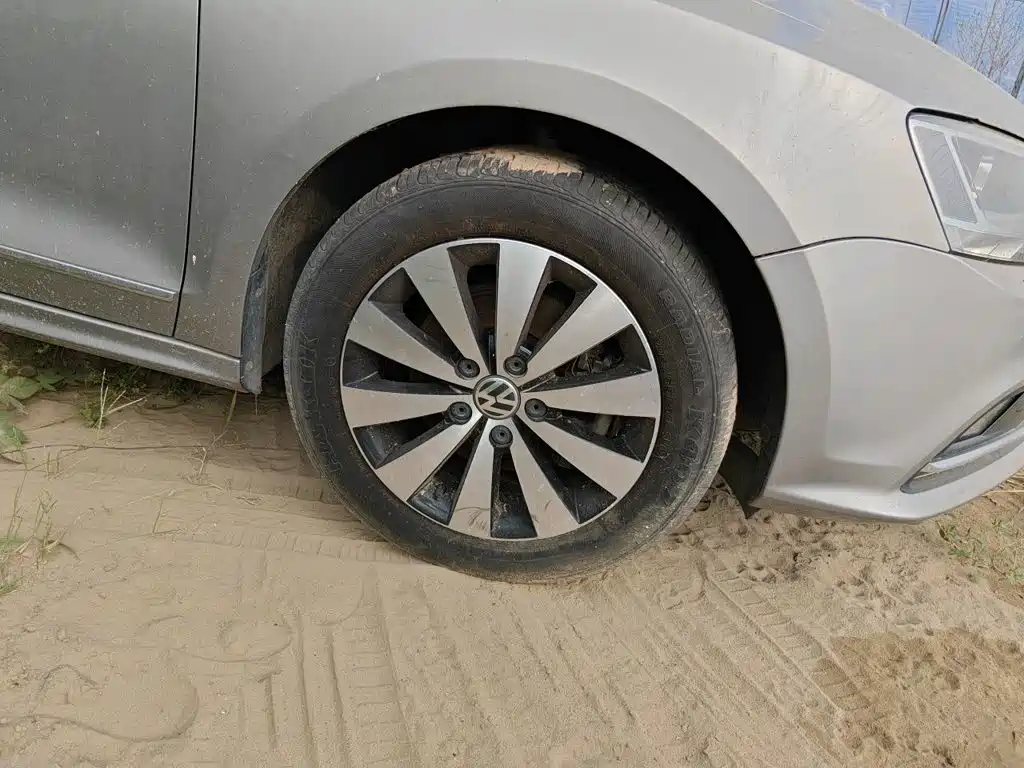 Volkswagen Sagitar — миниатюра 24