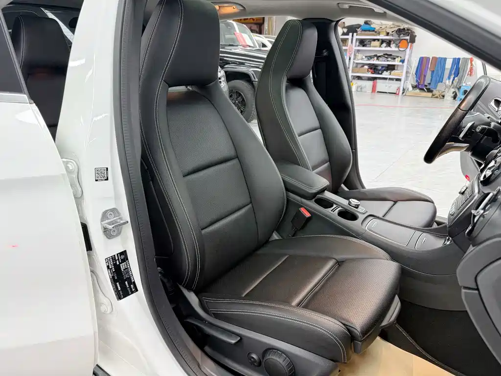 Mercedes-Benz GLA — миниатюра 14