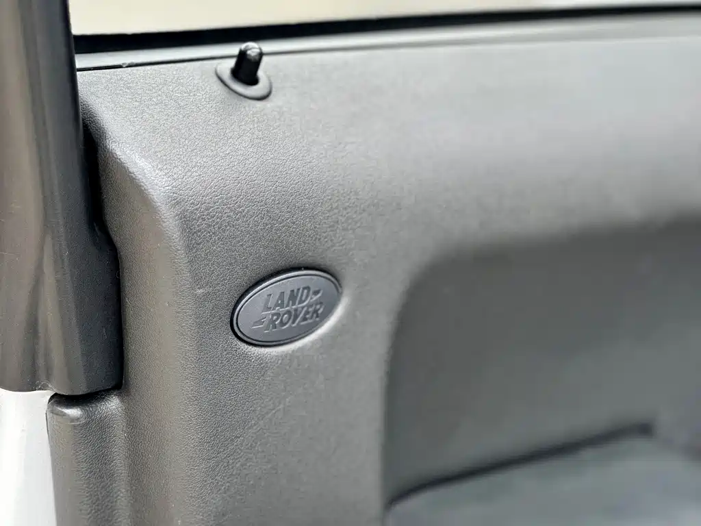 Land Rover Range Rover — миниатюра 24