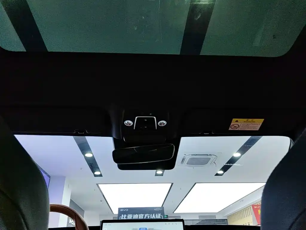 BYD Seal — миниатюра 18