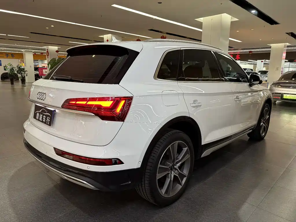 Audi Q5L — миниатюра 6
