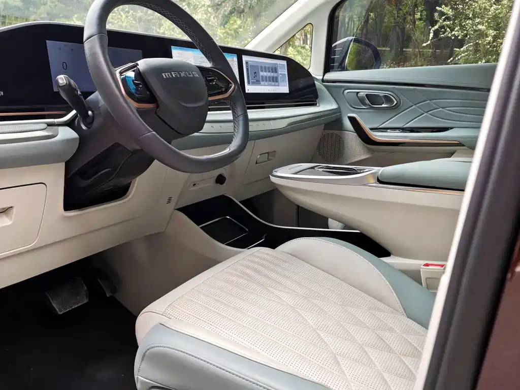Maxus G90 — миниатюра 5