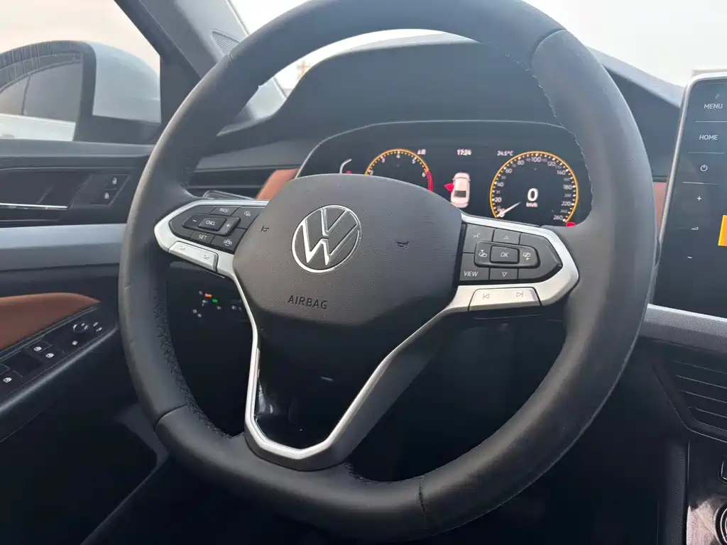 Volkswagen Bora — миниатюра 9