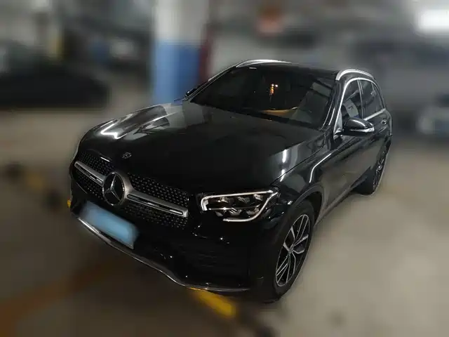 MERCEDES BENZ GLC