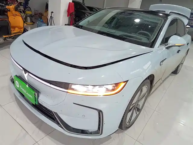 LANTU AUTOMOBILE LANTU CHASING LIGHT 2024