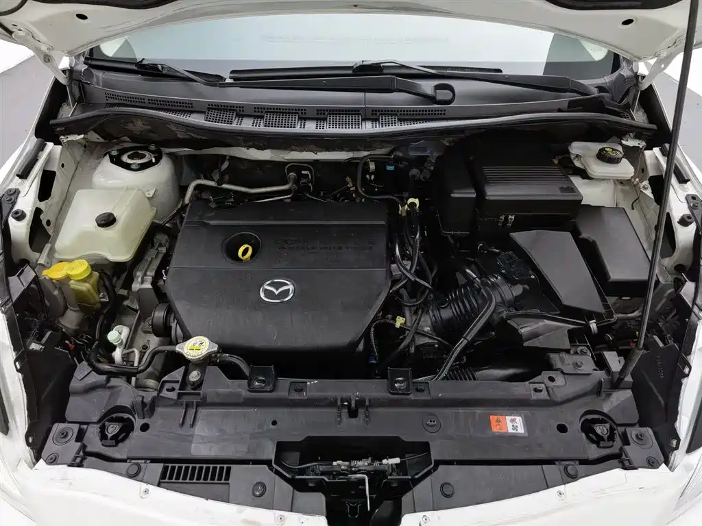 Mazda 5 2013 2.0L AT Luxury