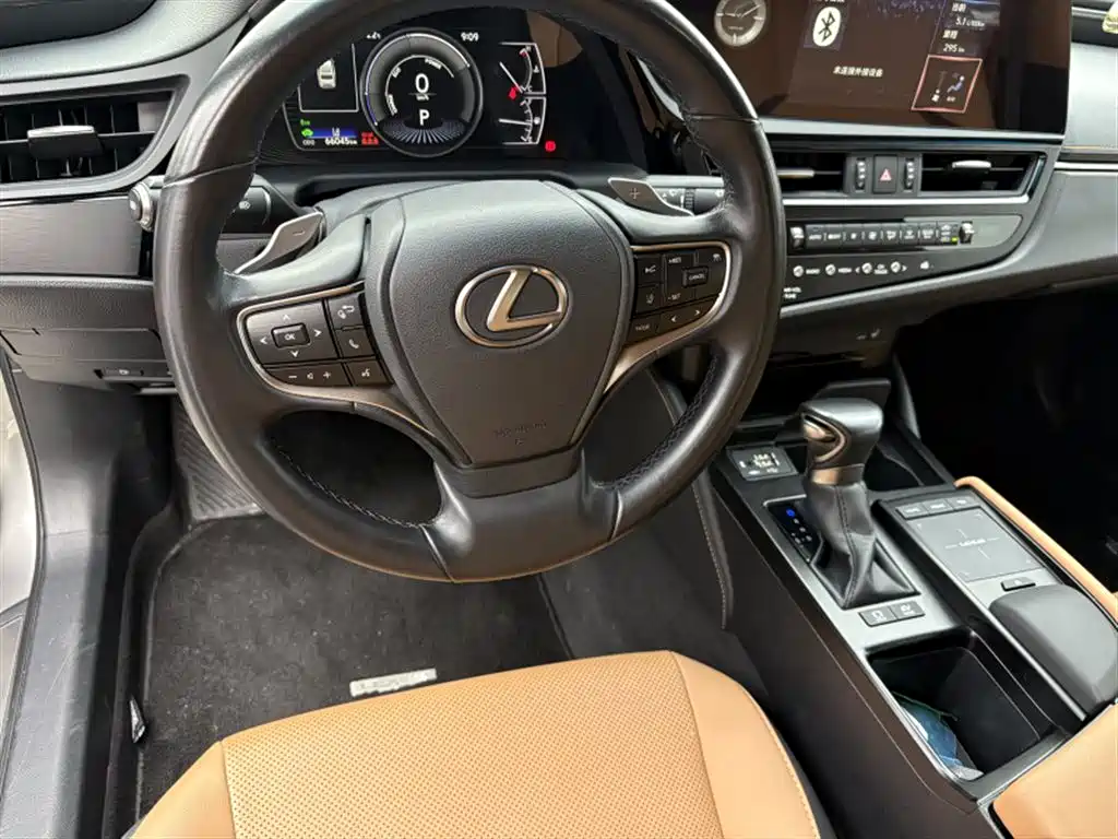 Lexus ES — миниатюра 4