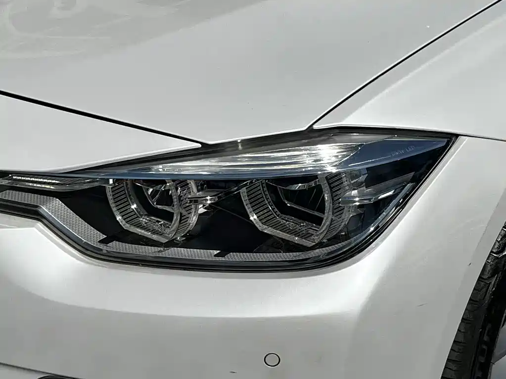 BMW 3 Series — миниатюра 9