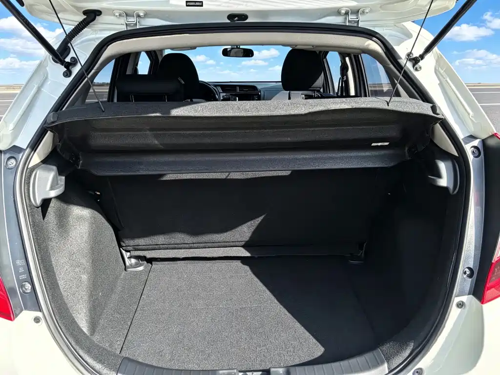 Honda Fit — миниатюра 14