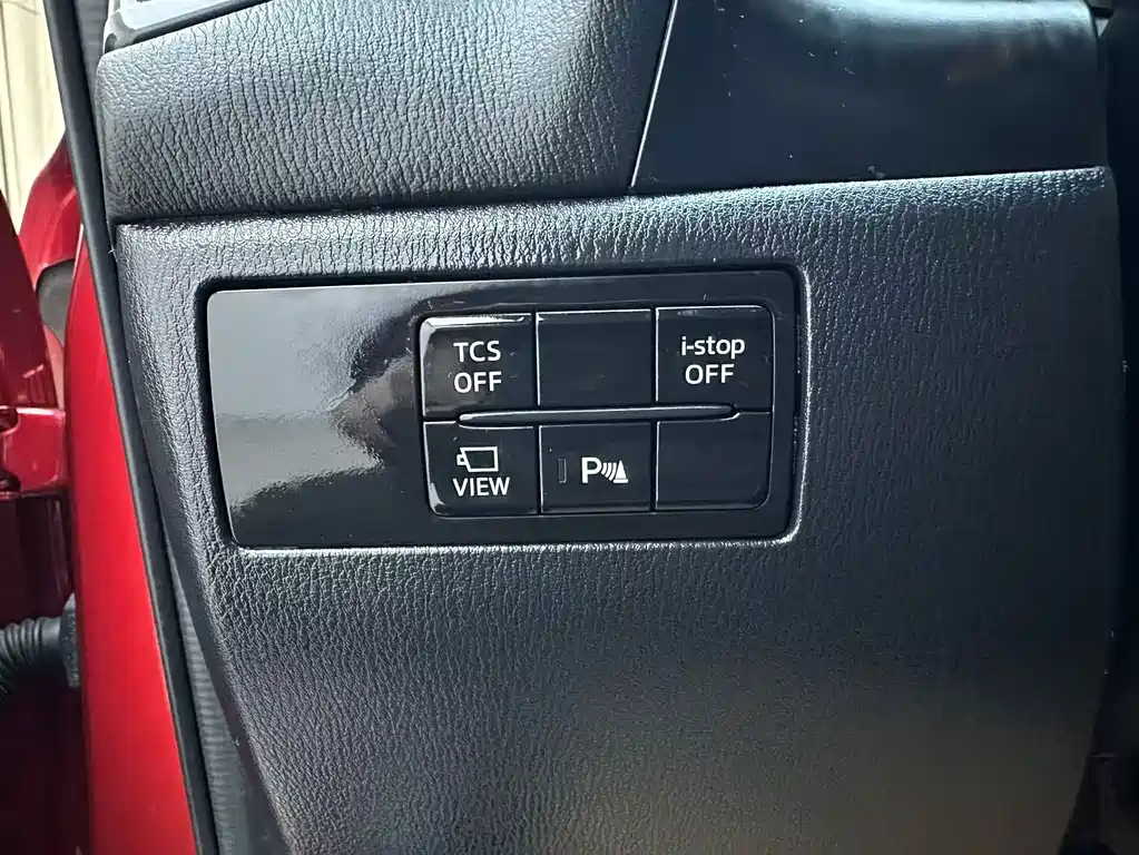 Mazda CX-4 - фото 10