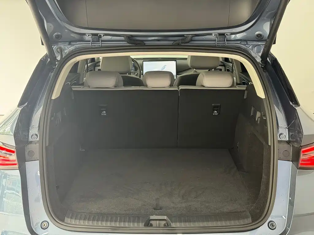 BYD Seals 06 DM-i версия для путешествий — миниатюра 8