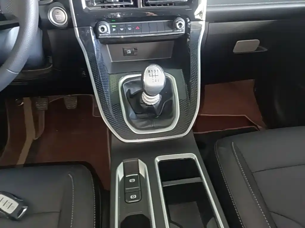 Haval M6 — миниатюра 14