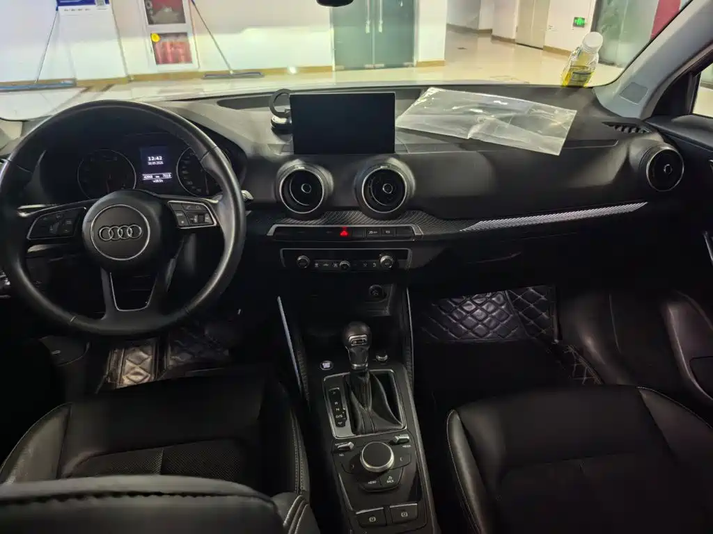 Audi Q2L — миниатюра 7
