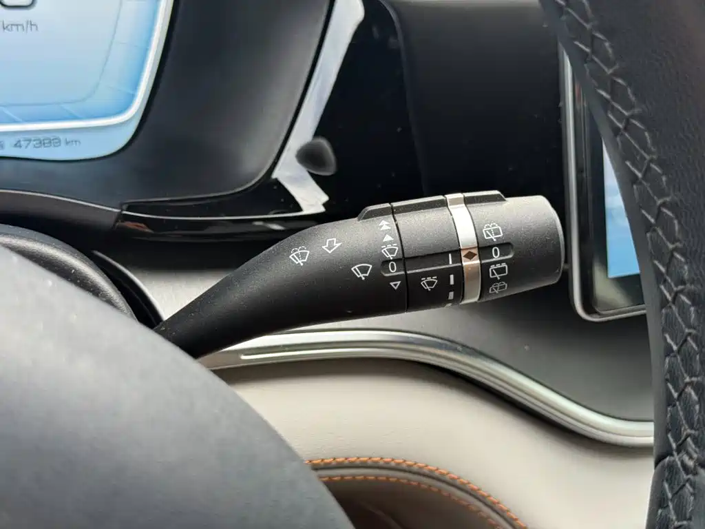 BYD PLUS New Energy — миниатюра 8