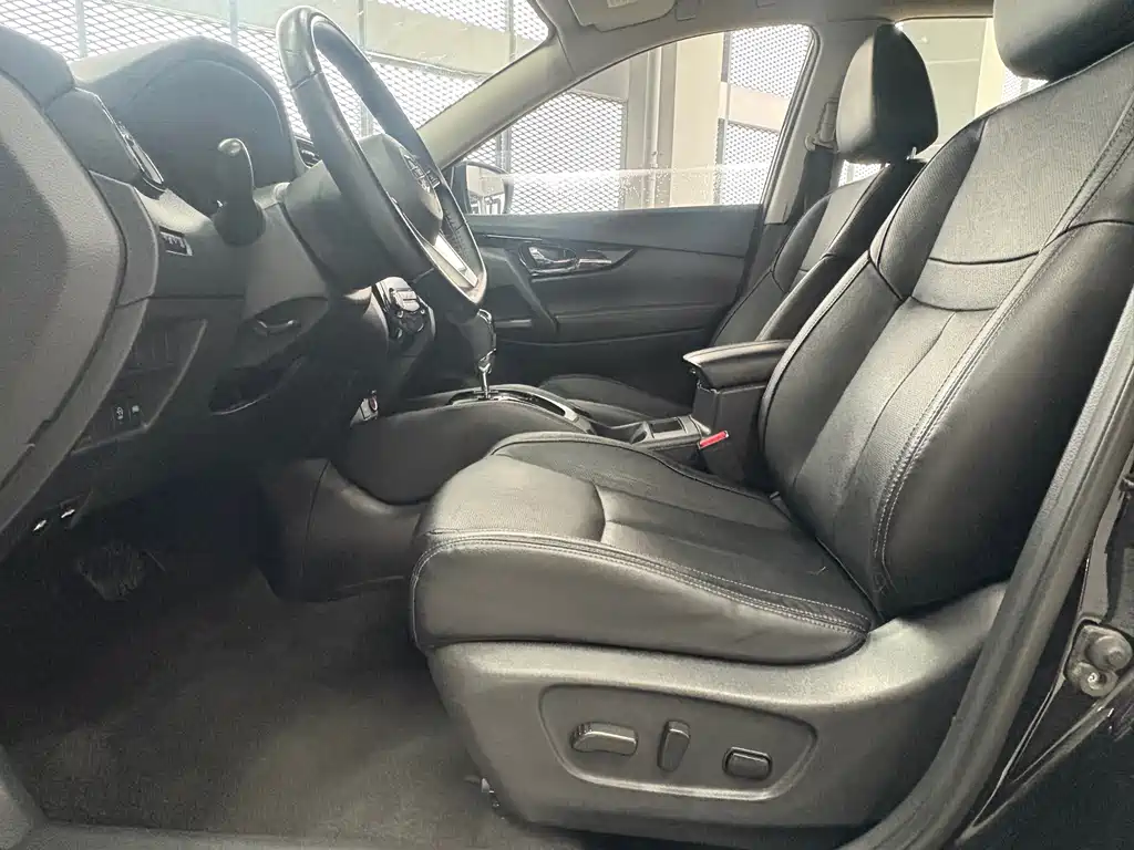 Nissan X-Trail — миниатюра 4