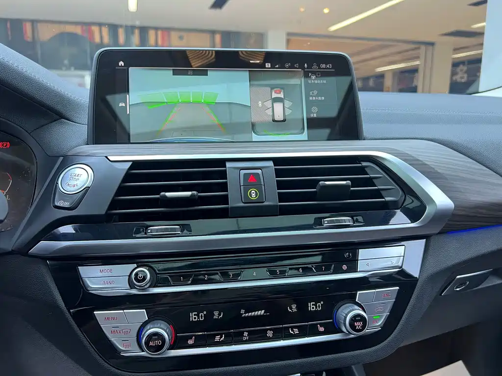 BMW X3 — миниатюра 14