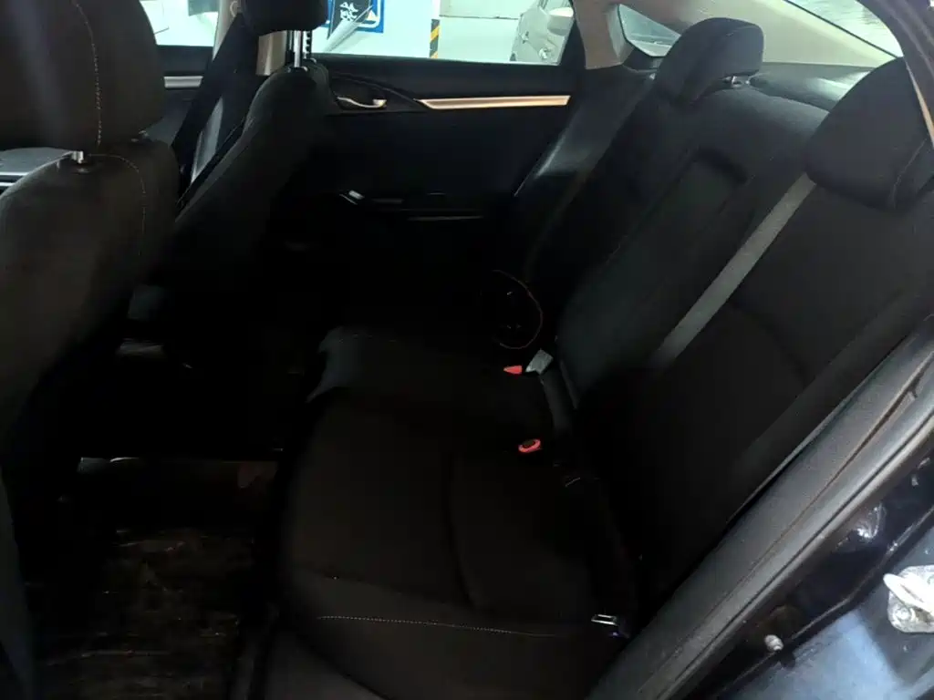 Honda Civic — миниатюра 17