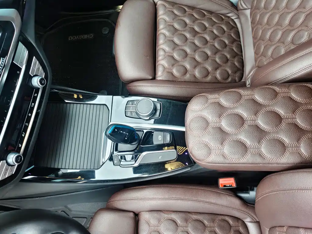 BMW iX3 — миниатюра 11