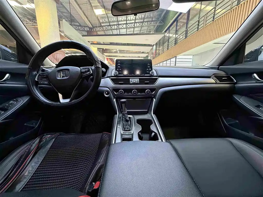 Honda Accord — миниатюра 5