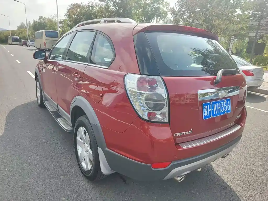 Chevrolet Captiva — миниатюра 4